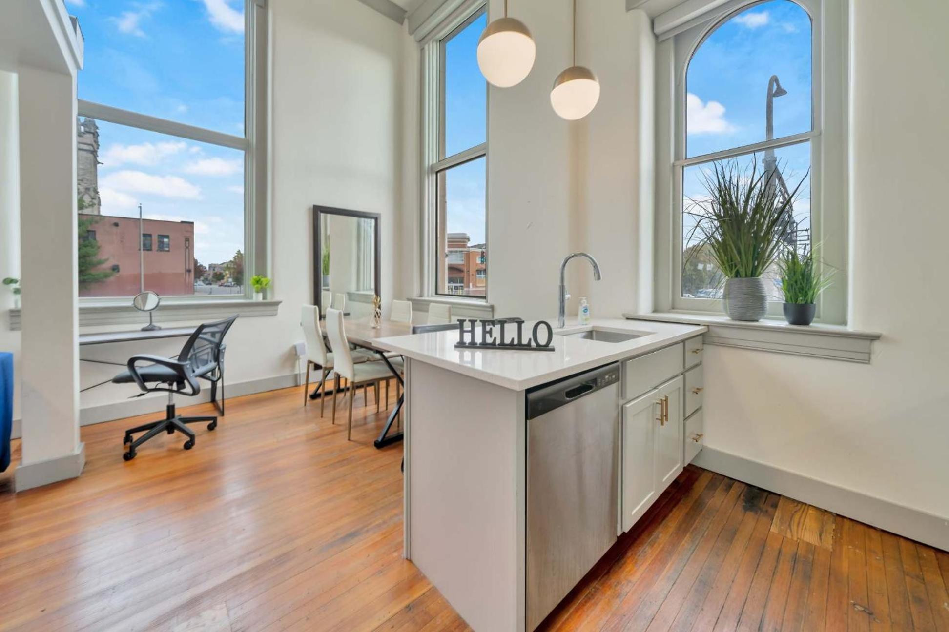 Cozy 2-br Loft In The Heart Of #210 * Louisville